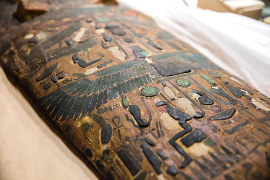 Работа реставраторов Эрмитажа