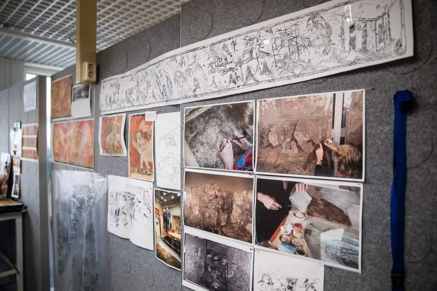 Работа реставраторов Эрмитажа