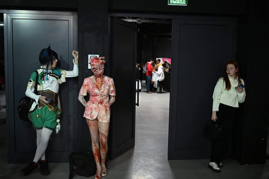 На выходные в Music Media Dome приехала медсестра из ужастика Silent Hill