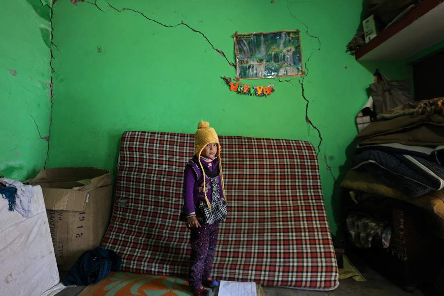 Из-за строительства в Индии трескаются города