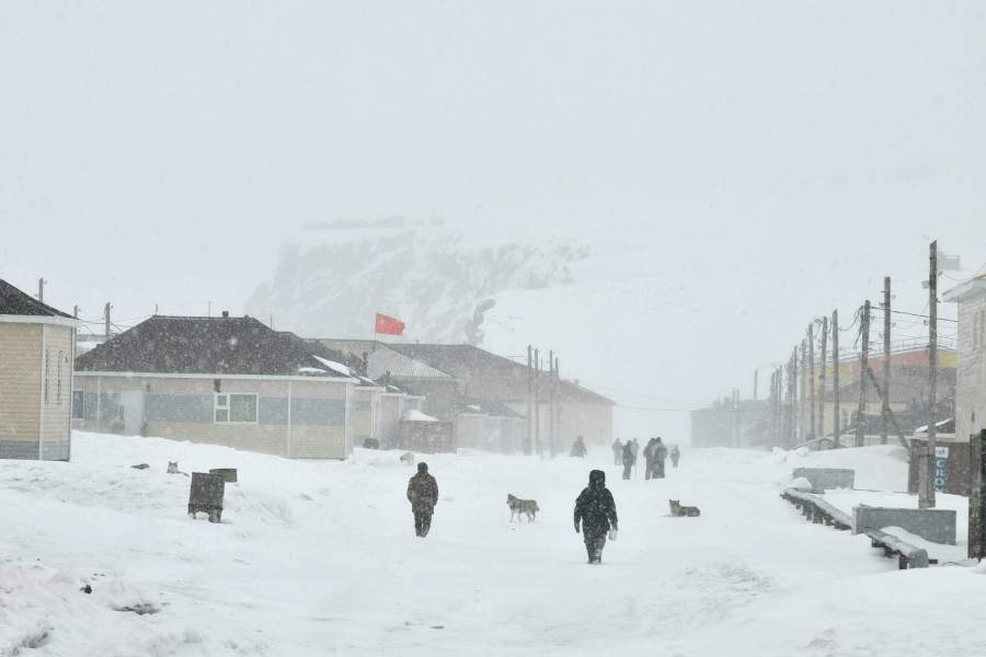 Как живет смотритель метеостанции в чукотском поселке Уэлен