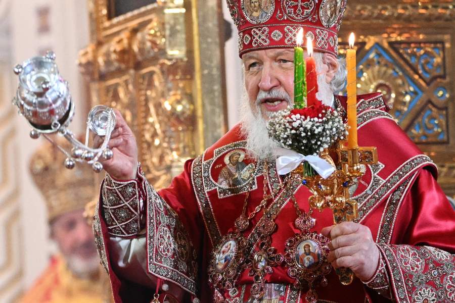 Патриарх Московский и всея Руси Кирилл проводит праздничное пасхальное богослужение в храме Христа Спасителя в Москве