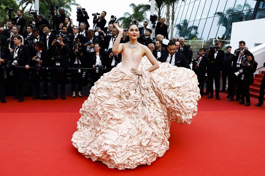 The 76th Cannes Film Festival - Opening ceremony and screening of the film "Jeanne du Barry" Out of competition - Red Carpet arrivals - Cannes, France, May 16, 2023. Araya Hargate poses. REUTERS/Eric Gaillard