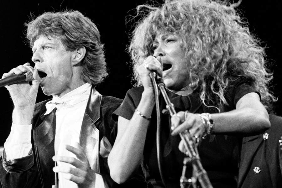 Мик Джаггер и Тина Тернер в Зале славы рок-н-ролла в Нью-Йорке, США, 18 января 1989 года 