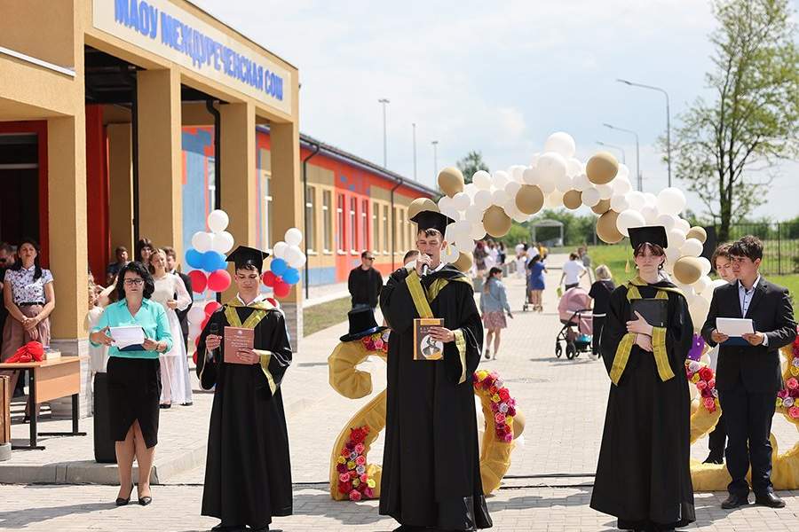 Последний звонок в России