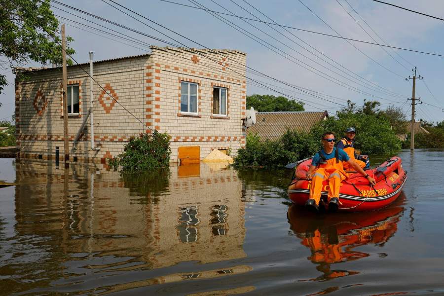 Эвакуация людей из Херсонской области