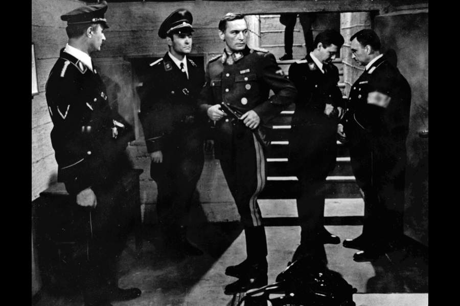 Семнадцать мгновений весны