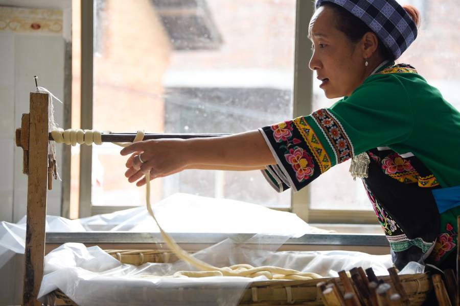 Как делают китайскую лапшу