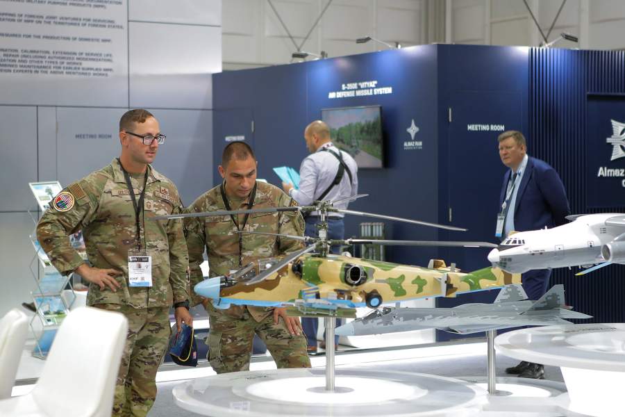 В ОАЭ продолжает работу авиасалон Dubai Airshow – 2023