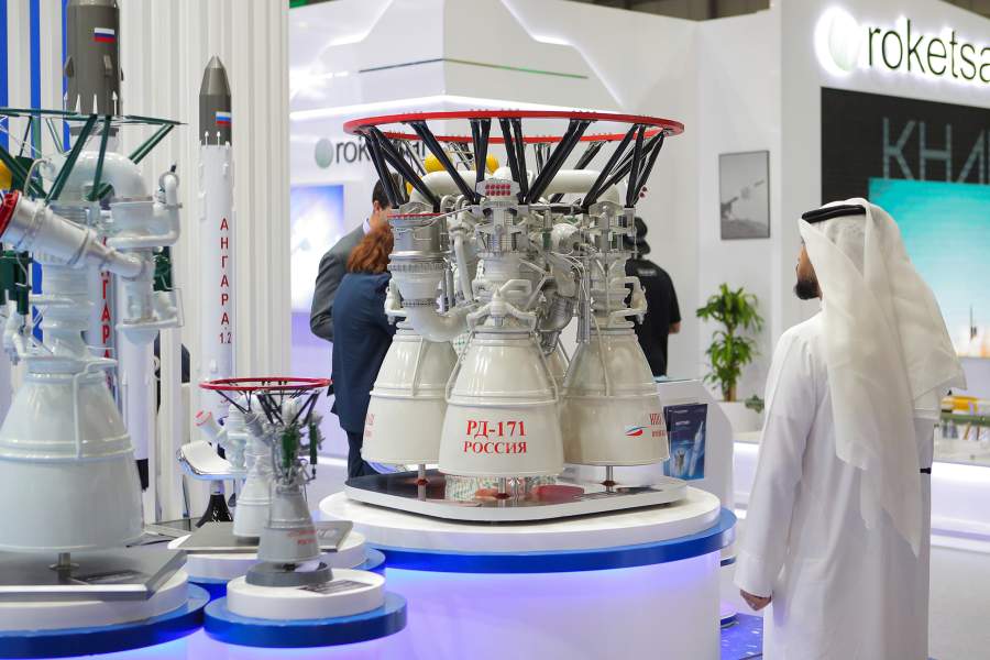 В ОАЭ продолжает работу авиасалон Dubai Airshow-2023