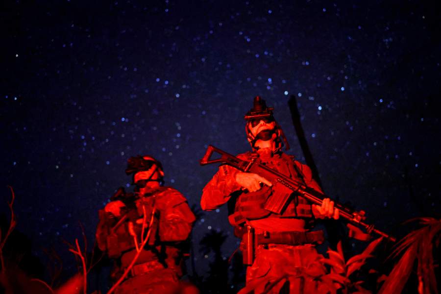 Почему в джунглях Бразилии исчезает народ яномами