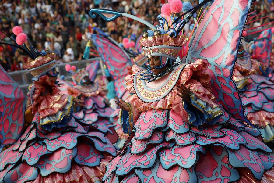 Brazilian carnival: изображения без лицензионных платежей