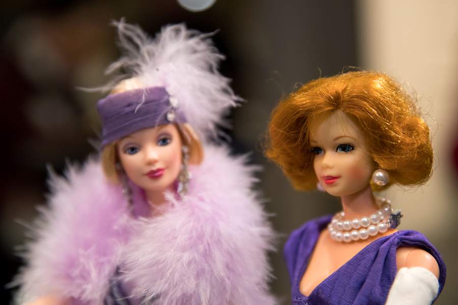 Эволюция Барби