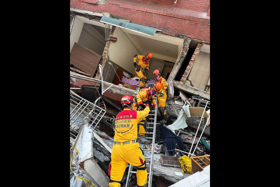 Последствия землетрясения на Тайване