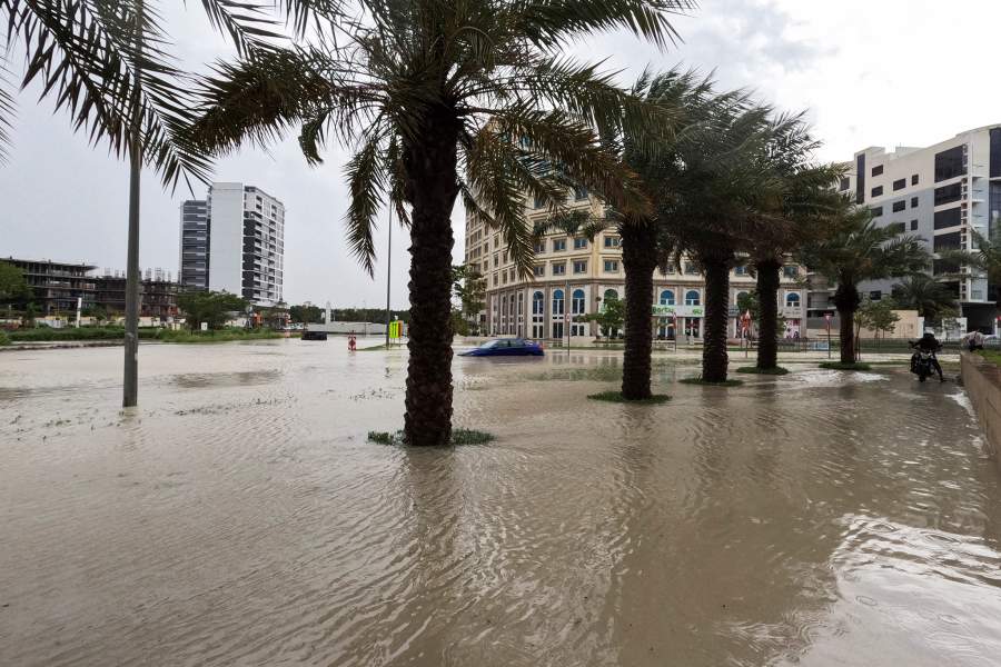 Непогода в Дубае