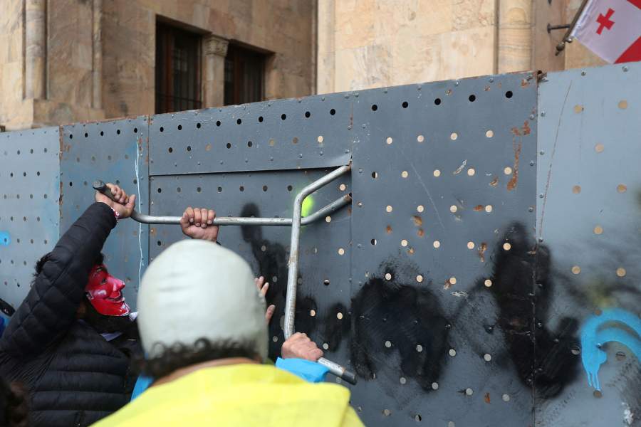 Протесты в Грузии