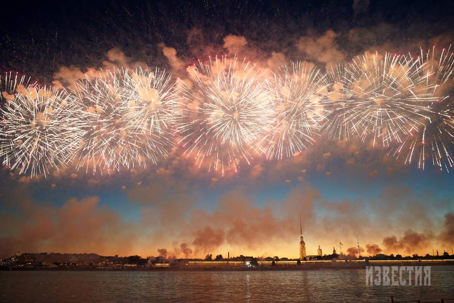 Как менялись Алые Паруса