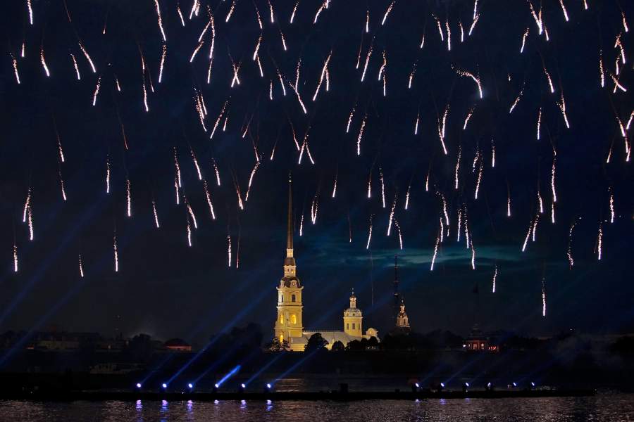 Как менялись Алые Паруса