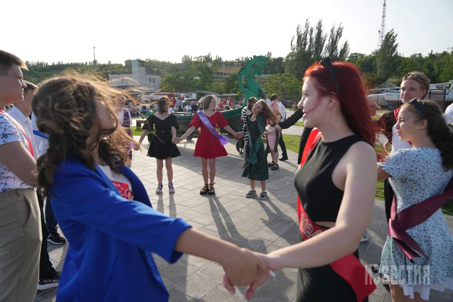 Алые паруса в Мариуполе