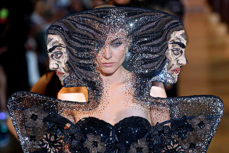 Неделя высокой моды в Париже