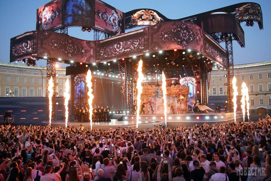 Праздник «Алые паруса»