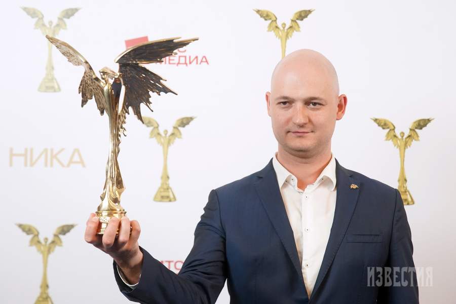 Актер Глеб Пускепалис на церемонии вручения национальной кинематографической премии «Ника» за 2022-2023 гг.