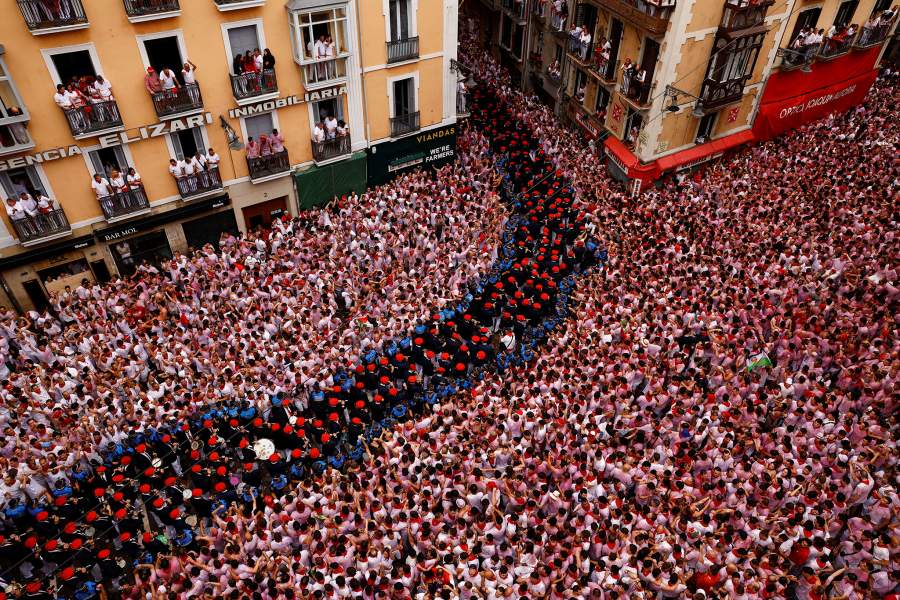 Фестивали Сан-Фермин и Боус-а-ла-Мар в Испании
