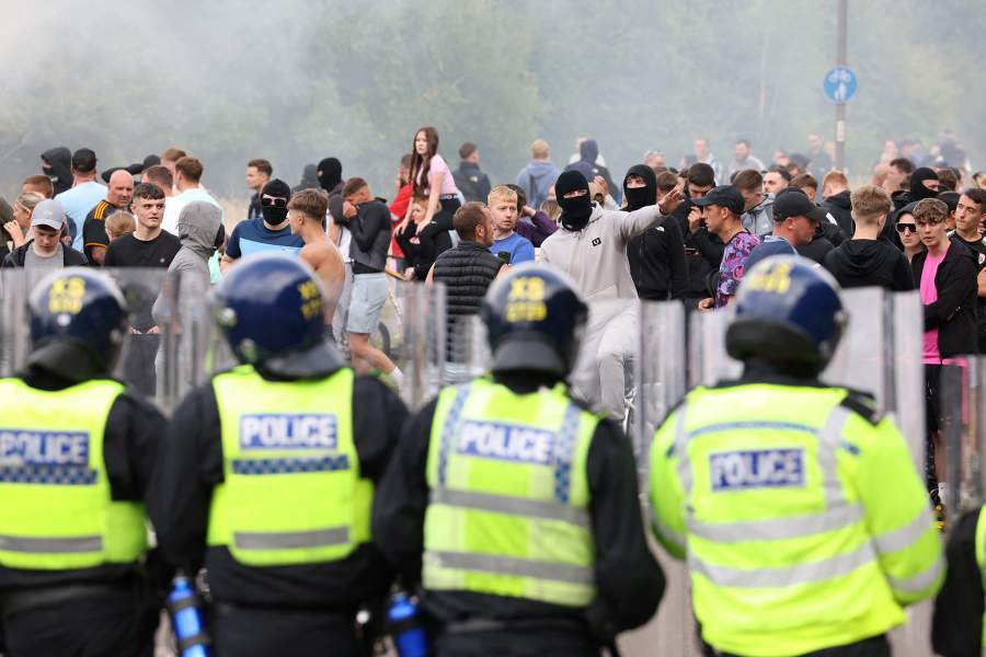 Протесты в Британии