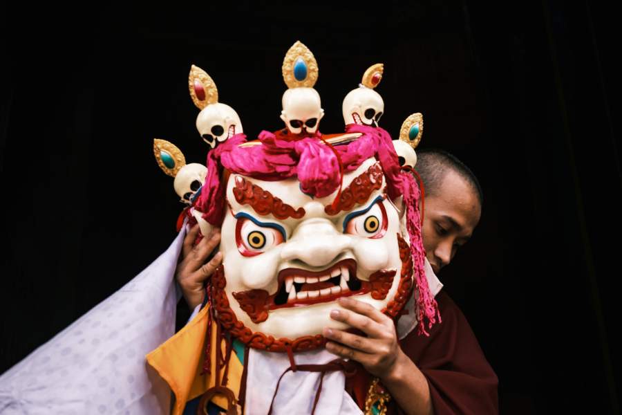 Буддийская танцевальная мистерия Чам