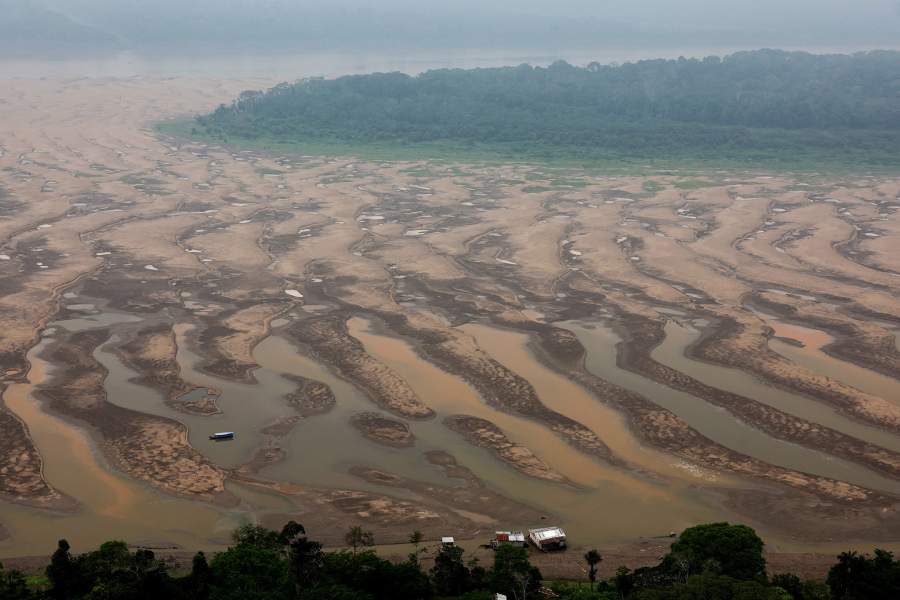 Уровень воды во многих реках бассейна Амазонки опустился до минимальных значений за всю историю наблюдений