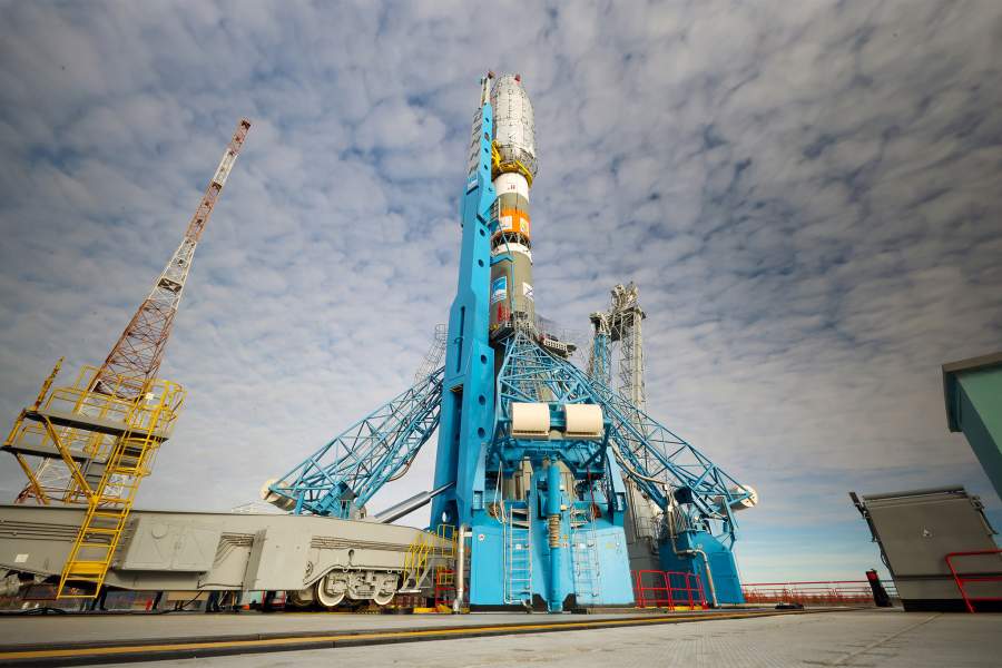 Вывоз ракеты-носителя «Союз-2.1б» с разгонным блоком «Фрегат» и российскими спутниками «Ионосфера № 1» и «Ионосфера № 2» на стартовый комплекс космодрома Восточный. Пуск запланирован на 5 ноября 2024 года в 02:18 мск со стартового комплекса «Союз»