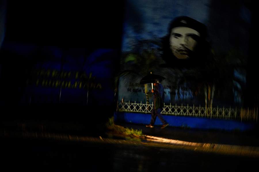 Ураган «Рафаэль» обрушился на Кубу