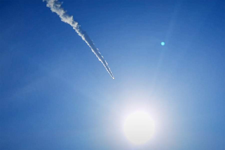 21 ноября: Впервые в боевых условиях испытана новейшая российская баллистическая ракета «Орешник» 