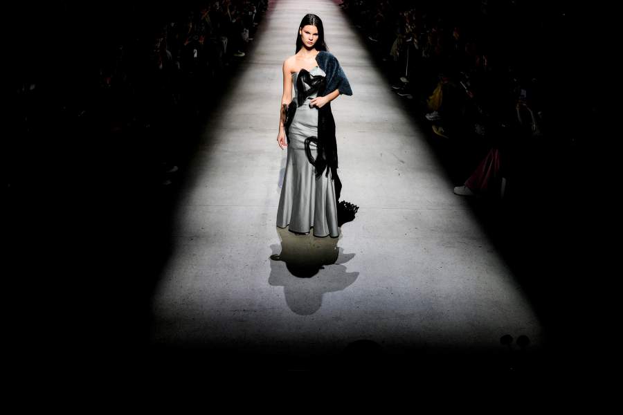 Показ одежды бренда I-LA (Китай) на четвертой Московской неделе моды