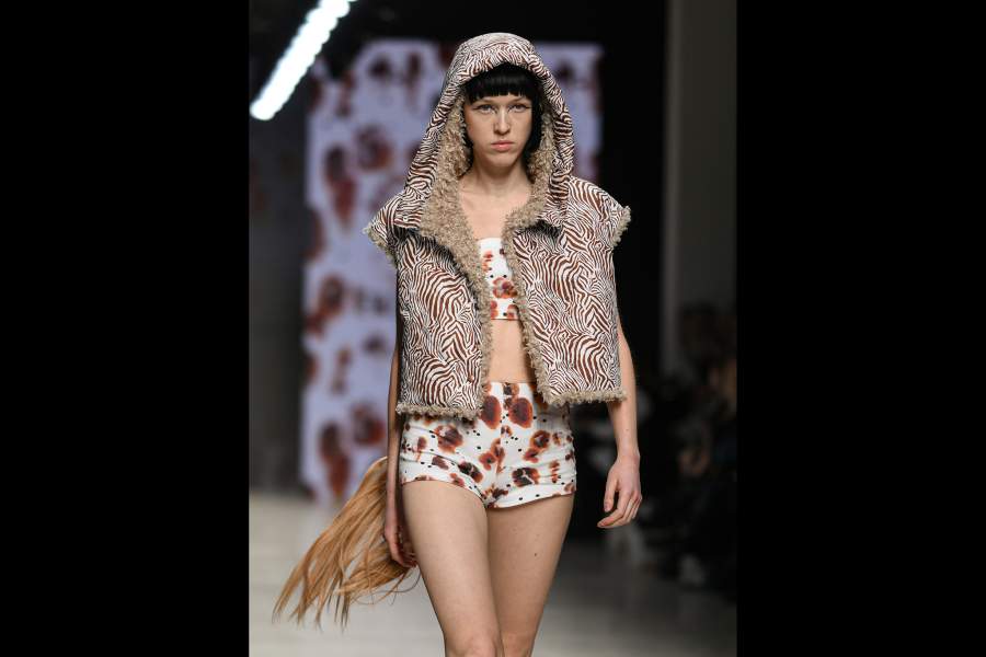 Показ одежды бренда FREEDOMTAG (Кострома, Россия) на четвертой Московской неделе моды