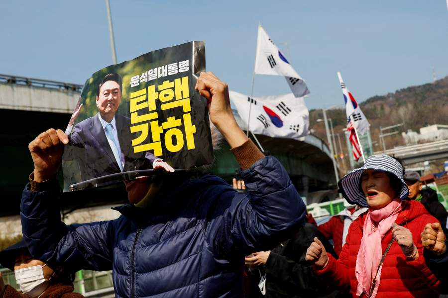 Конституционный суд Южной Кореи утвердил импичмент президента республики Юн Сок Ёля