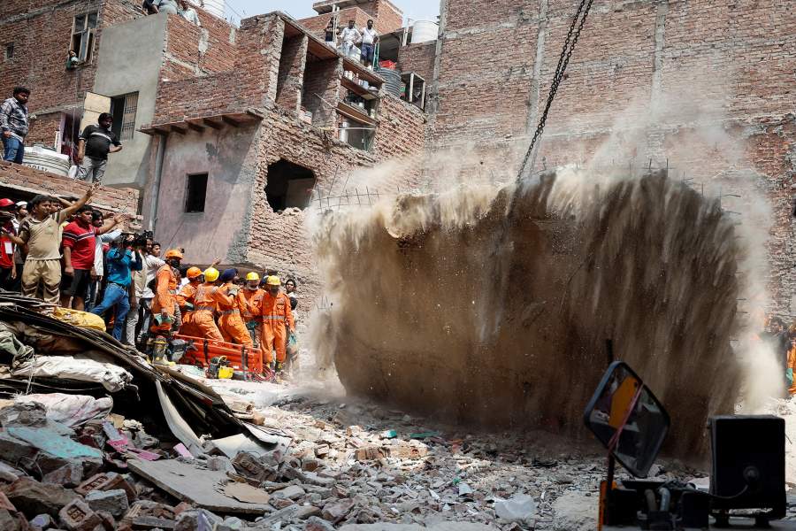 В Нью-Дели при обрушении здания погибли 11 человек