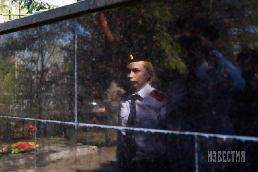 Торжественные мероприятия у мест захоронения бойцов