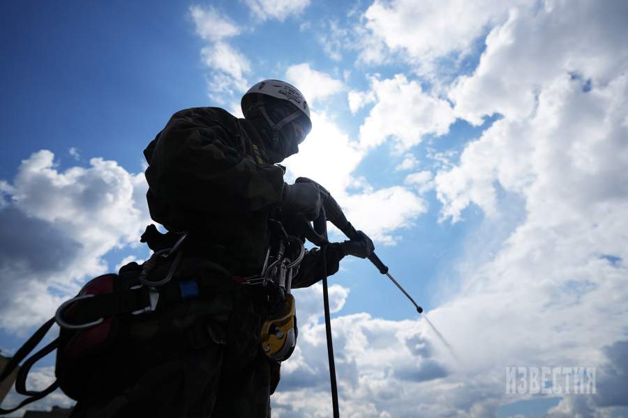 Альпинисты-мойщики