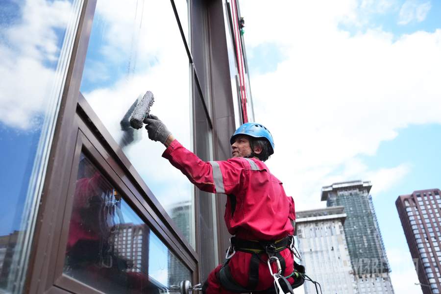 Альпинисты-мойщики