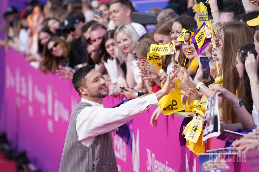 Сергей Лазарев