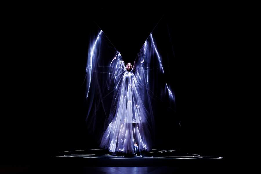 IRIS VAN HERPEN Haute Couture Fall/Winter 2025-2026 Runway during Paris Haute Couture Fashion Week on July 2025 - Paris; France 7/07/2025