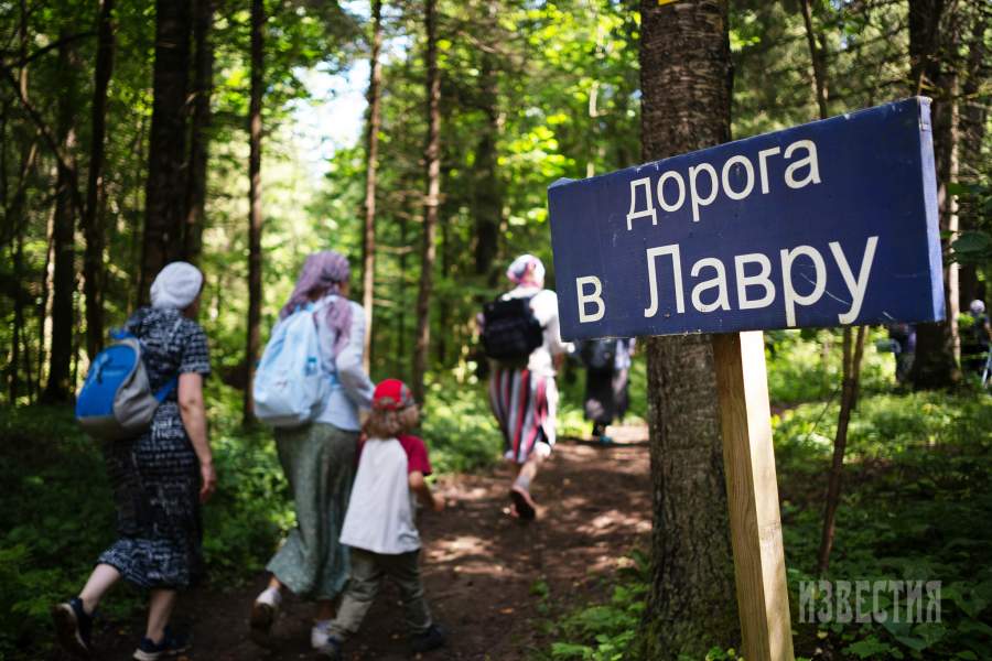 Маркировка пешего маршрута «Дорога в лавру»