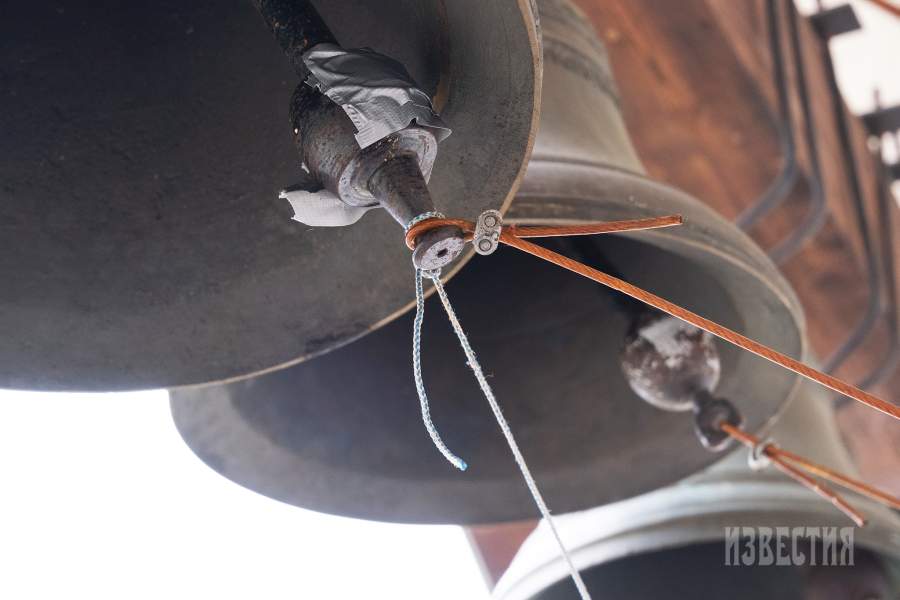 Колокола церкви преподобного Сергия Радонежского в поселке Зеленоградском