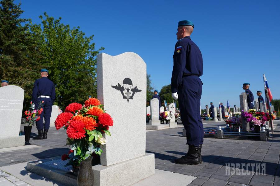 Кладбище в Выбутах