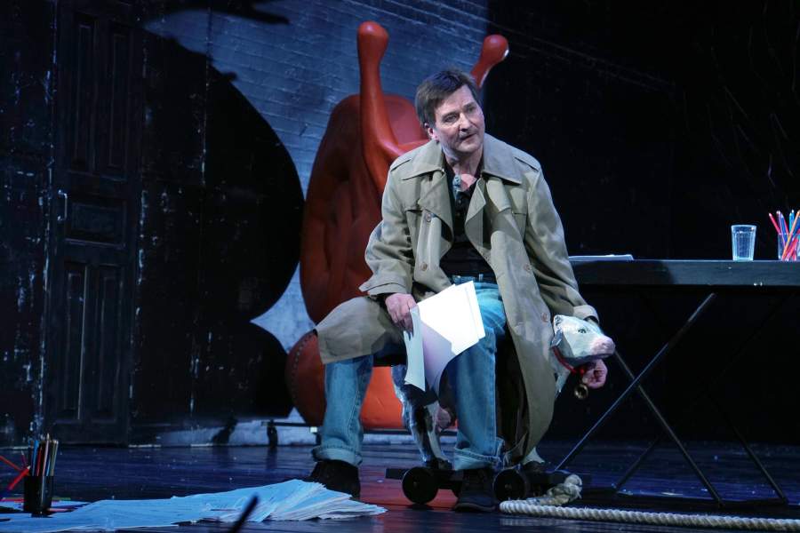 Московский Художественный театр. Спектакль «Человек-рыба» в постановке Юрия Бутусова