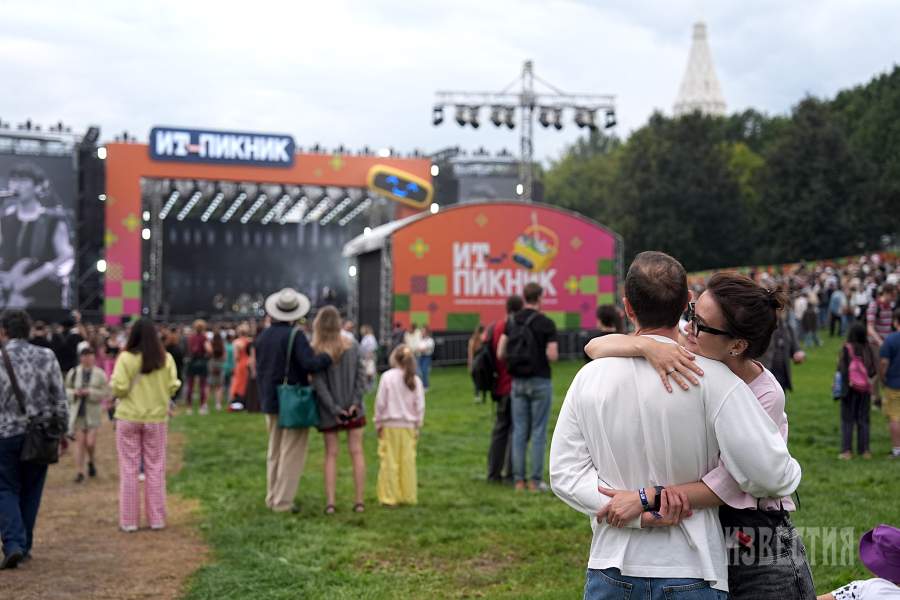 Посетители на «ИТ-пикнике» в музее-заповеднике «Коломенское»