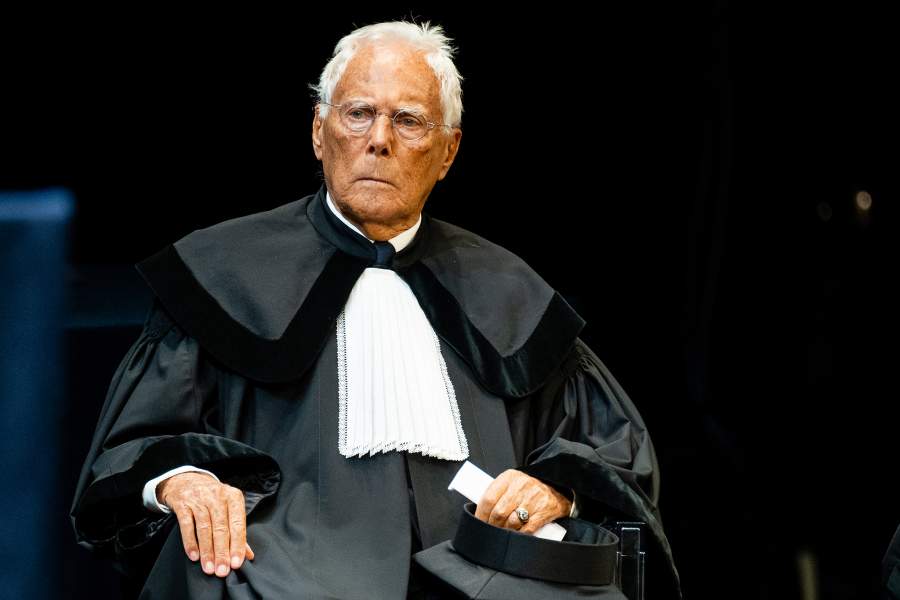 Итальянский дизайнер Джорджио Армани 