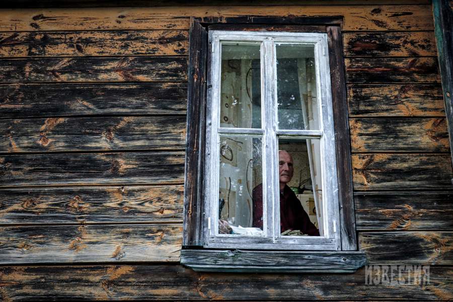 Владимир Иванович Исаев — последний постоянный житель деревни Никитино под Кимрами в Тверской области