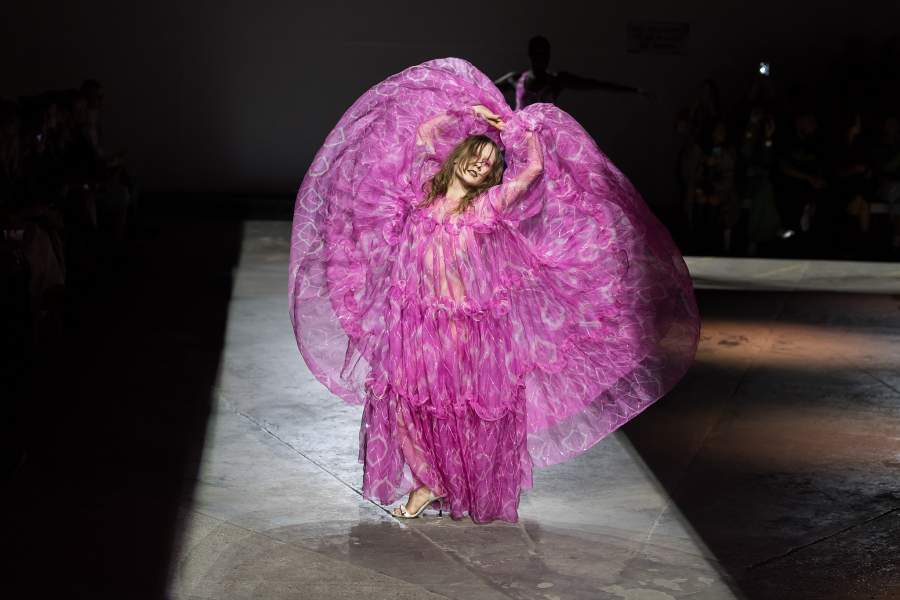 LONDON, UNITED KINGDOM - SEPTEMBER 22, 2025: A model walks the runway during Ashish Spring/ Summer 2026 "Fresh Hell" show at London Fashion Week in London, United Kingdom on September 22, 2025
